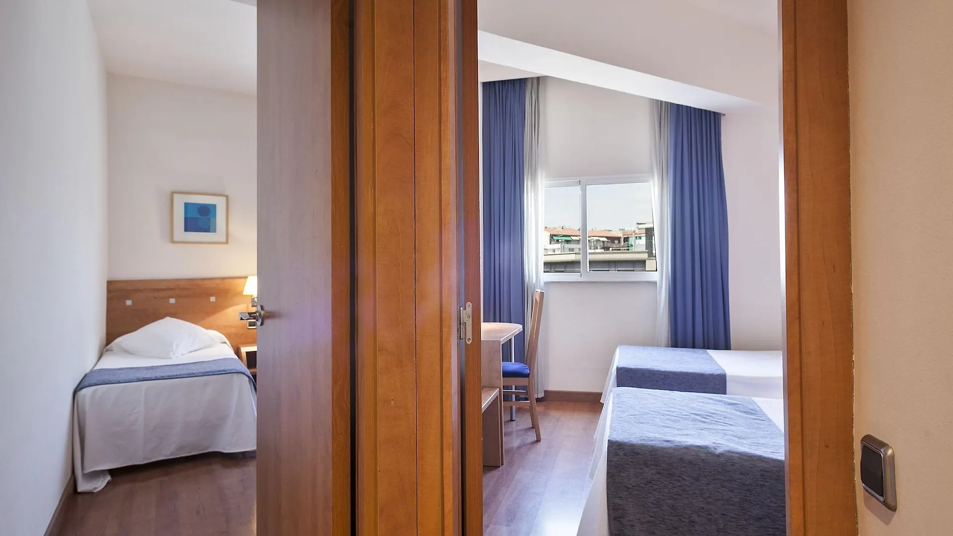 Hotel Acta Antibes Barcelona 2*,  España