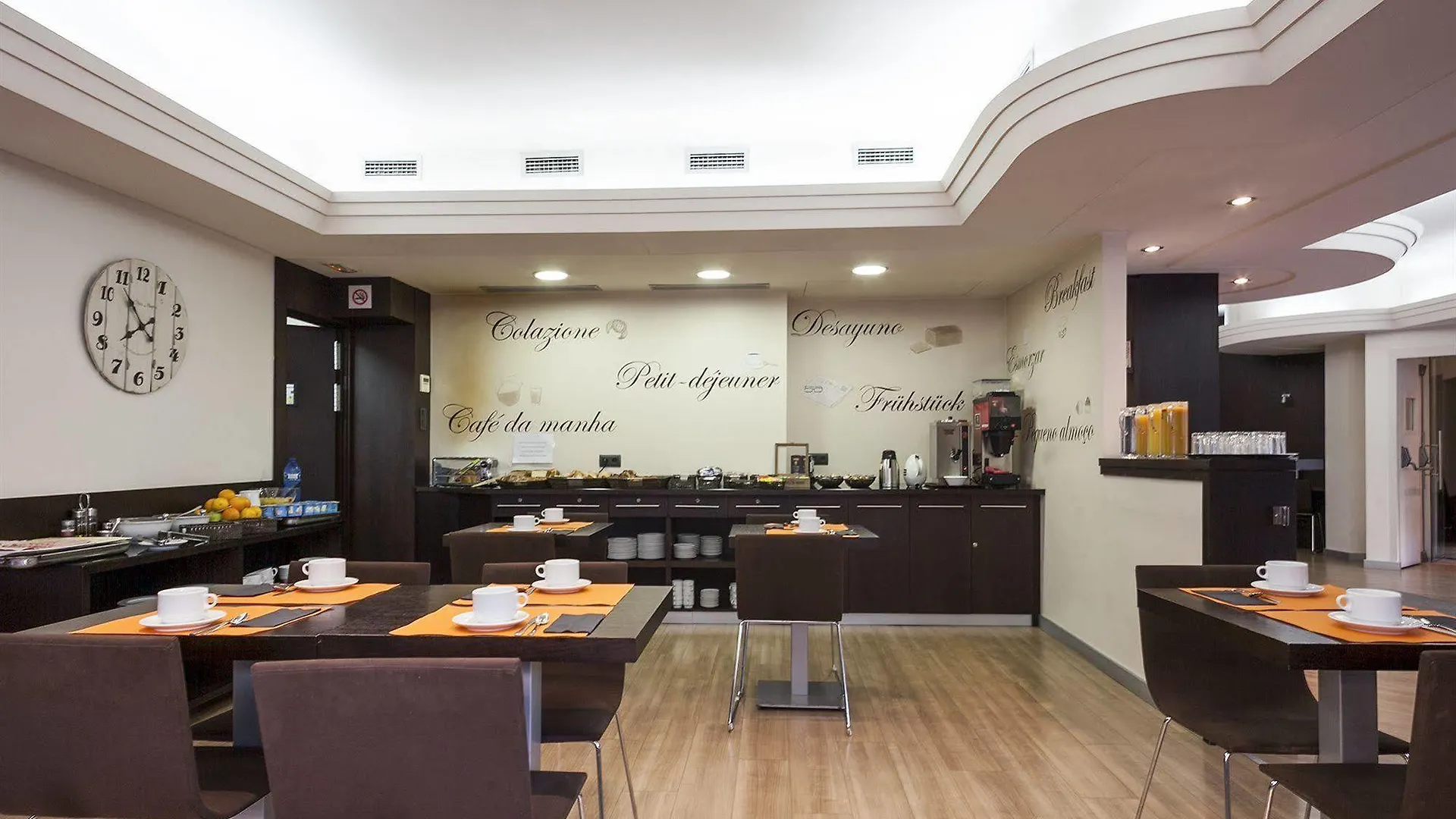 Hotel Acta Antibes Barcelona 2*,  España