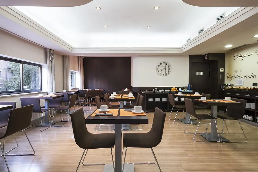 Hotel Acta Antibes Barcelona 2*,  España
