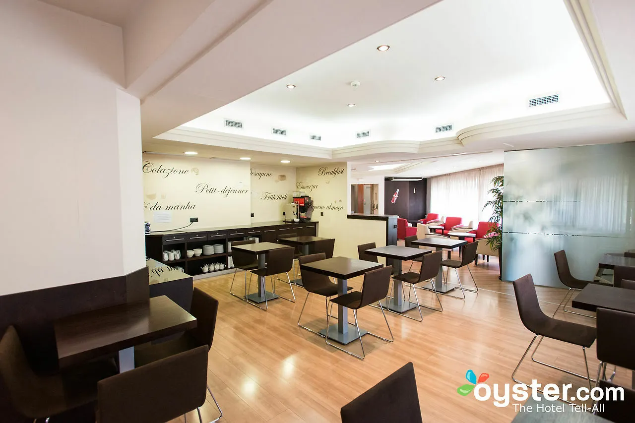 Hotel Acta Antibes Barcelona España
