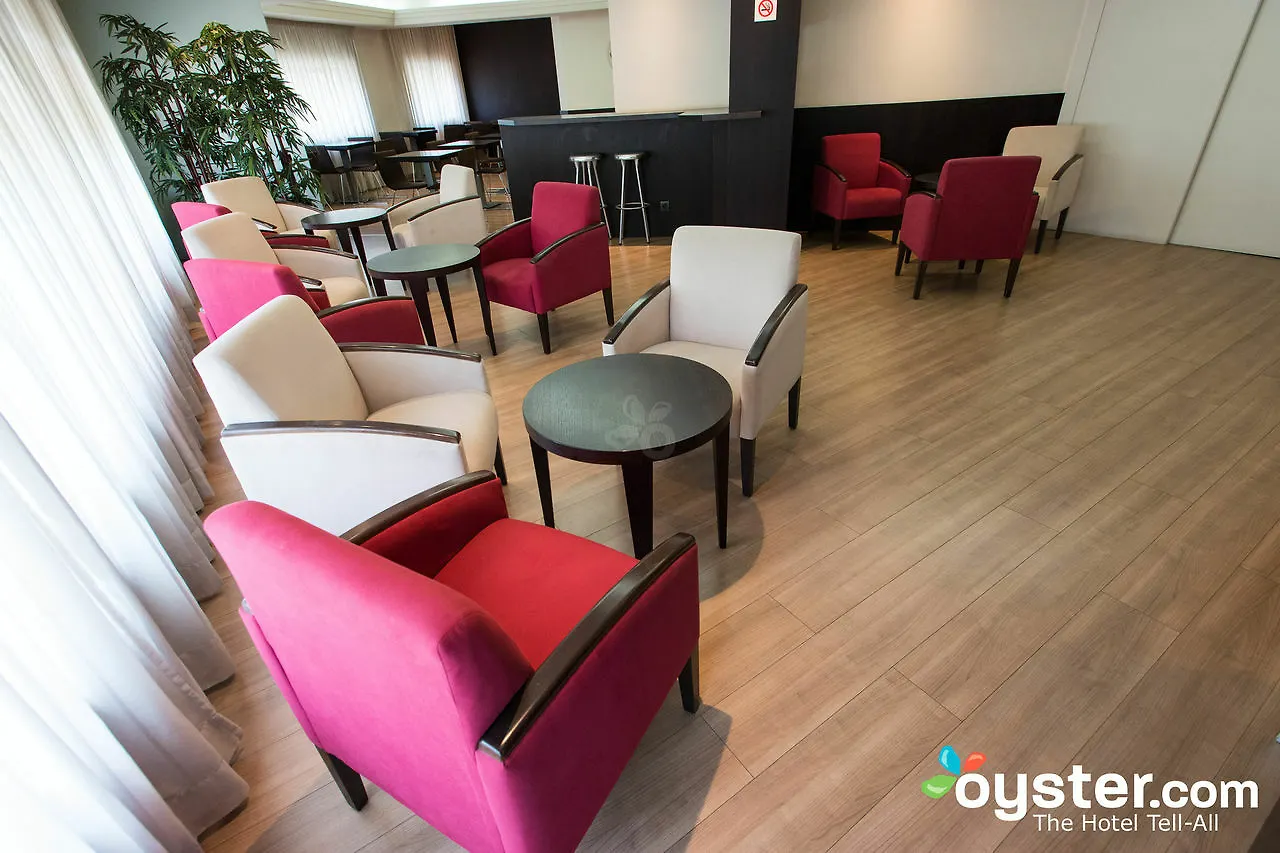 **  Hotel Acta Antibes Barcelona España